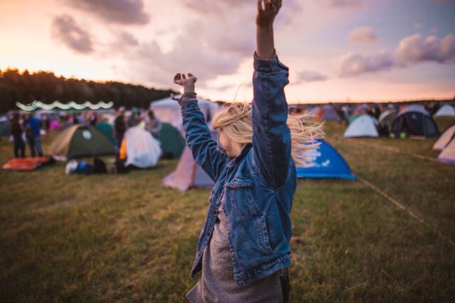 Gudstjänst med scoutinvigning